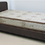 ベッドのマットレスのカビ掃除除去法 ！対策や予防は？